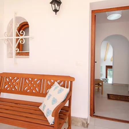 Xanna Villa *